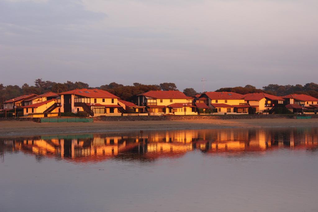 Appartements A Cote Lac Marin De Port D'Albret 布科·莱斯白老城 外观 照片