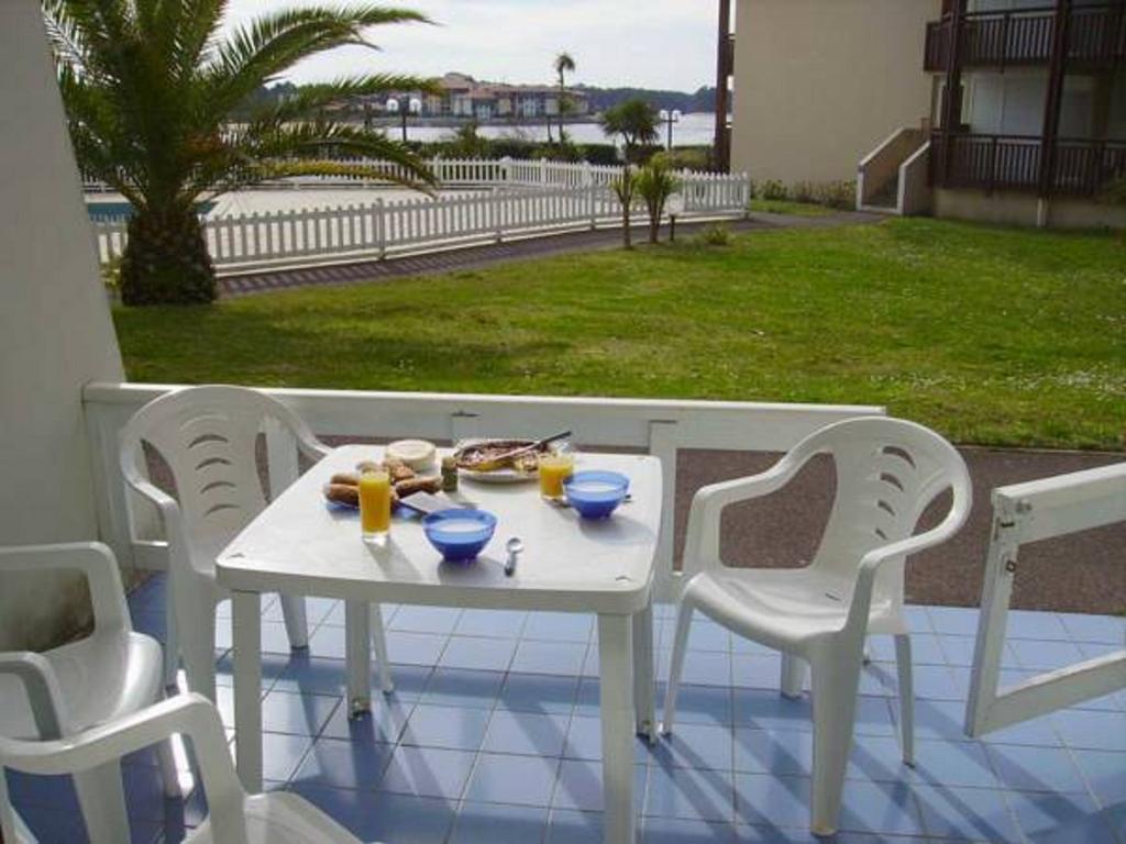 Appartements A Cote Lac Marin De Port D'Albret 布科·莱斯白老城 客房 照片